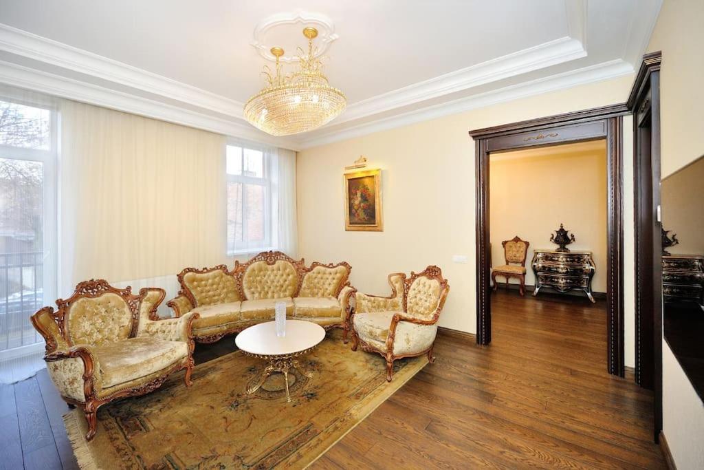 Luxury Old Town Apartment Kaunas Eksteriør bilde